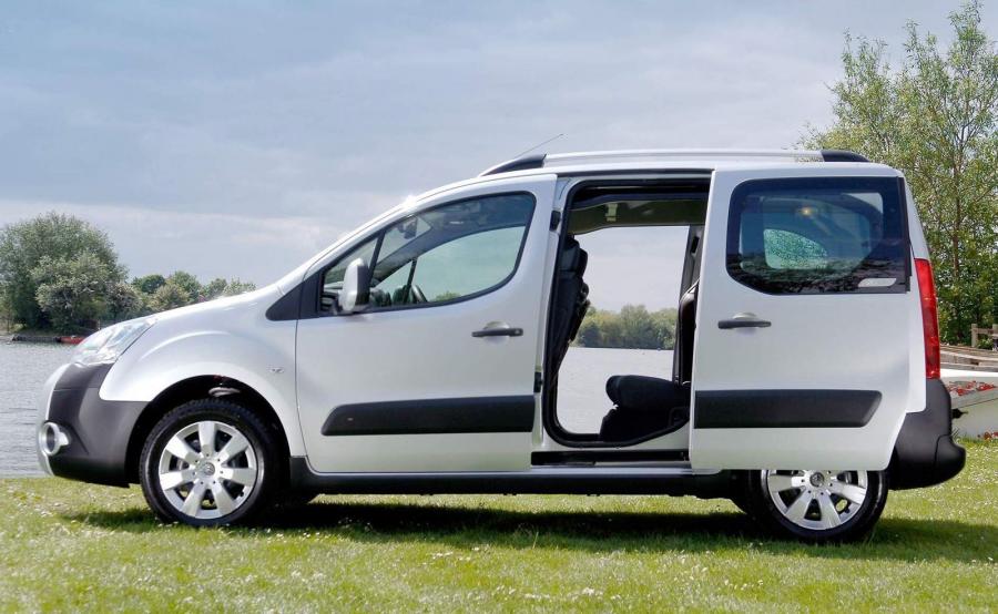  Citroen Berlingo Multispace 2008 года  (фото 23 из 36)